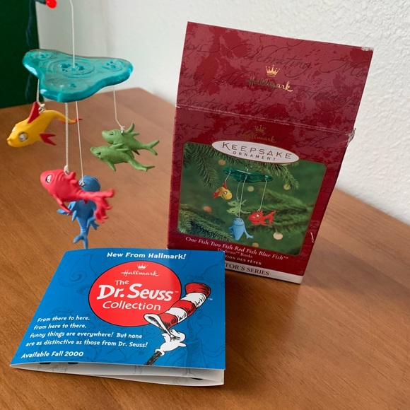 DR SUESS HALLMARK KEEPSAKE ORNAMENT 2000 Collector’s Series One Fish Two Fish - Picture 3 of 11